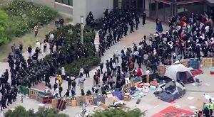اعتصاب هزاران نفر از کارکنان دانشگاه کالیفرنیا بر علیه اسرائیل + فیلم