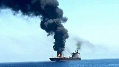 حمله موشکی به یک کشتی در بندر «المخا» یمن