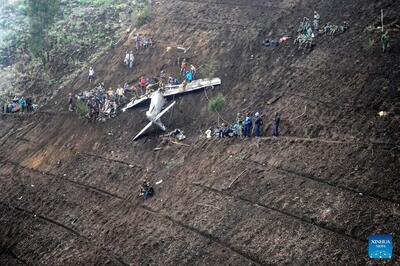 3 کشته در پی سقوط یک هواپیمای سبک در اندونزی