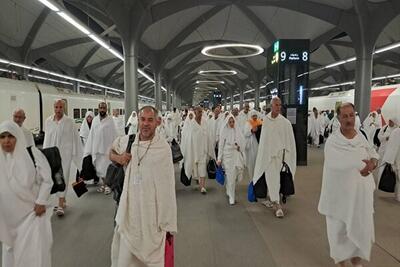 نخستین گروه زائران ایرانی به مکه رسیدند