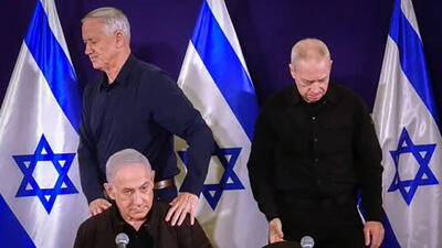 نتانیاهو در کابینه و در جنگ غزه در تنگنا قرار گرفته است / ایستادگی نیروهای مقاومت کابینه جنگ اسرائیل را بهم ریخت