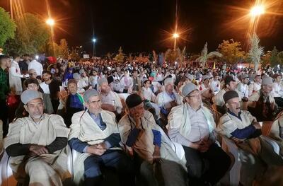 دست به دعا شدن عشایر در اجلاسیه شهدای عشایر کهگیلویه و بویراحمد برای رئیس جمهور
