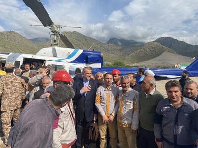 آخرین تصویر از وزیر امور خارجه با کارگران پروژه ترانزیتی ارس