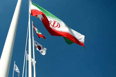 ببینید | پرچم ایران در عراق به حالت نیمه افراشته درآمد