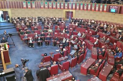 (تصویر) عکسی از علی لاریجانی و قالیباف در مجلس خبرگان
