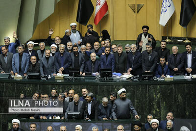 تصاویر: آخرین جلسه علنی مجلس یازدهم