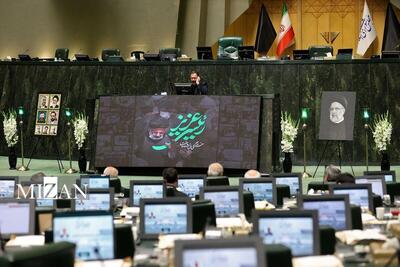 برگزاری مراسم گرامی‌داشت یاد رئیس جمهور شهید و هیئت همراه در مجلس شورای اسلامی