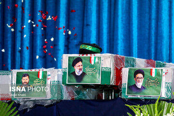 تصویری از پیکر شهید ابراهیم رئیسی پیش از مراسم تشییع در تهران+عکس