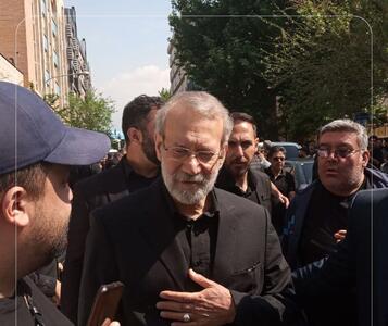 عکس/ حضور علی لاریجانی در مراسم تشییع پیکر رئیس جمهور فقید و همراهانش