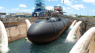 (ویدئو) چگونه زیردریایی های عظیم جدید در آمریکا ساخته می شوند؟