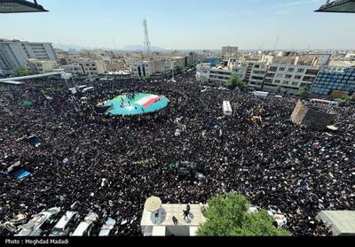 وداع میلیونی مردم تهران با پیکر شهدای خدمت