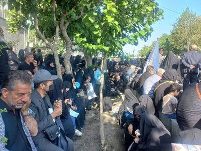 عکس| انتظار مردم تهران برای وداع با شهدای خدمت
