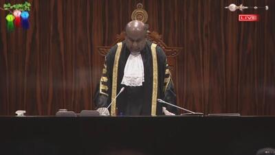 یک دقیقه سکوت در پارلمان سریلانکا برای ادای احترام به رئیس جمهور شهید ایران