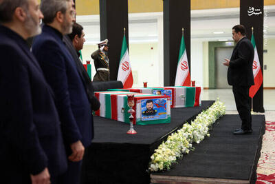 عکس/ ادای احترام مقامات کشورها به رئیس جمهور شهید