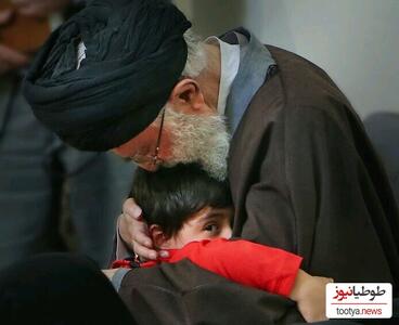 فیلم: فرزندان داغدار شهدا در آغوش آیت‌الله خامنه‌ای رهبر انقلاب اسلامی بر پیکر پدرانشان گریستند