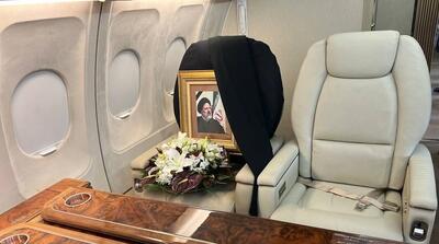 تصاویری تلخ از صندلی خالی شهید رییسی و شهید موسوی در هواپیمای ریاست جمهوری