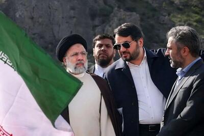 (تصویر) تصویری از جواد مهرابی محافظ رئیس‌جمهور در مراسم تشییع رئیسی