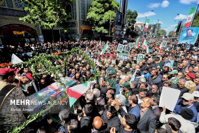 تشییع پیکر مطهر شهید سرگرد «بهروز قدیمی» در زنجان