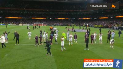 تشویق ژابی آلونسو توسط تماشاگران بایرلورکوزن پس از شکست در فینال لیگ اروپا / فیلم - پارس فوتبال | خبرگزاری فوتبال ایران | ParsFootball