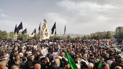 تشییع رئیس جمهور شهید در بیرجند/ حضور پرشور مردم برای وداع - روزنامه رسالت