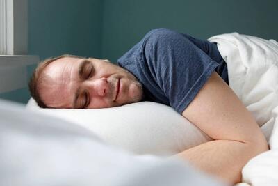 چین‌و‌چروک‌های خواب چگونه اثر خود را برجای می‌گذارند؟ - زومیت