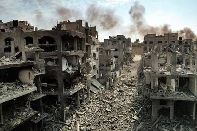اشغالگران یک کتابخانه را در غزه به آتش کشیدند+عکس
