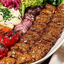 کباب کوبیده؛ غذای محبوب ایرانی‌ها و خارجی‌ها چند؟ + اینفوگرافیک