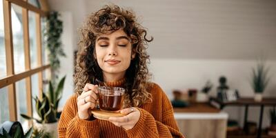 خوردن چای با این شرایط خطرناک و سرطان زاست