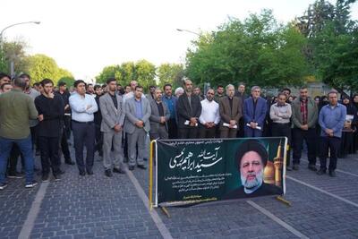برگزاری مراسم سوگواری شهادت رئیس جمهور و همراهانش در دانشگاه شیراز + عکس