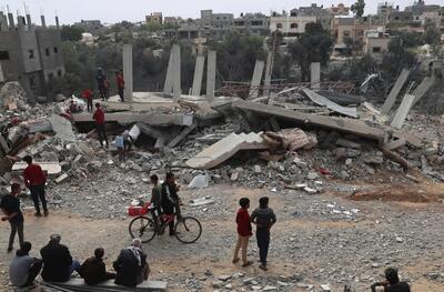 (ویدئو) منفجر نشدن موشک اسرائیلی پس از سقوط روی خانه‌ای در غزه