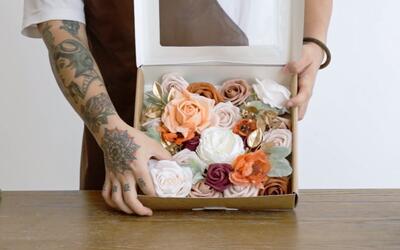 لوکس ترین باکس گل رز برای هدیه - کاماپرس