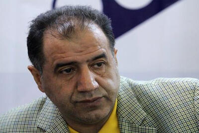 علی خسروی داور سرشناس از فعالیت در فوتبال محروم شد