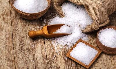 افرادی که با غذای‌شان نمک مصرف می‌کنند در معرض ابتلا به سرطان معده هستند