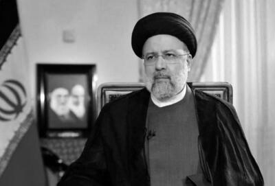 آخرین تصویر از رئیس‌جمهورشهید و خداحافظی او از داخل بالگرد برای همیشه با ملت ایران