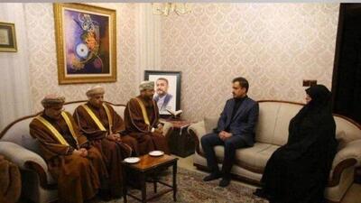 حضور وزیر خارجه عمان در منزل شهید امیرعبداللهیان  