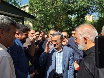 تجمع طرفداران انتخاباتی محمود احمدی‌نژاد در میدان ۷۲ نارمک +عکس