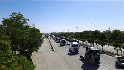 رژه خودروهای سنگین برای گرامی‌داشت شهدای خدمت در اراک (فیلم)