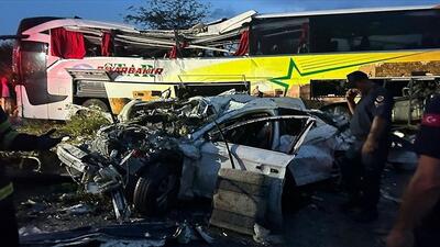 تصادف مرگبار اتوبوس مسافربری در ترکیه (فیلم)