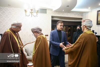 عکس/ تصویری از وزیر خارجه عمان در منزل شهید امیرعبداللهیان | اقتصاد24