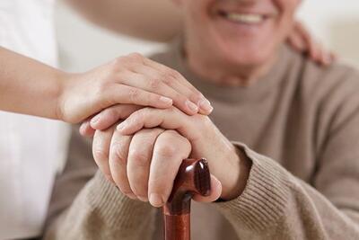 پای لرزان نظام مراقبت از سالمندان
