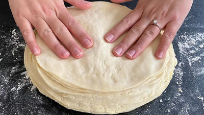 (ویدئو) ساده ترین راه برای پخت نان کروسان در منزل