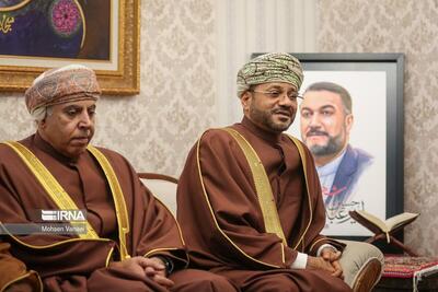 (تصاویر) حضور وزیر خارجه عمان در منزل شهید حسین امیرعبداللهیان