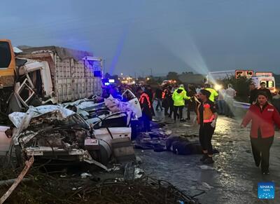 تصادف زنجیره‌ای در ترکیه با ۱۰ کشته و ۳۰ زخمی