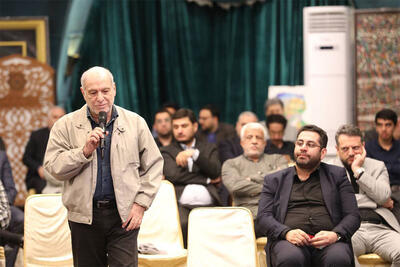 رادیویی‌ها از شهید جمهور گفتند/ سربند حسینی و برنامه مورد علاقه
