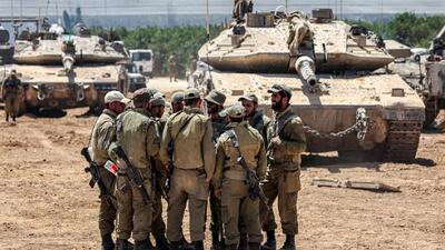 شبکه 12 اسرائیل: «توافق میان کابینه جنگ و دستگاه‌های امنیتی برای توقف عملیات در رفح» | خبرگزاری بین المللی شفقنا