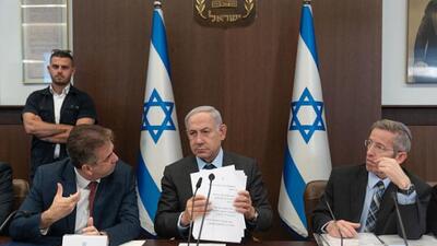 شبکه 11 اسرائیل: «دولت نتانیاهو دو پیشنهاد برای مذاکره با حماس داده که هیچ‌کدام شامل آتش‌بس دائم نیست» | خبرگزاری بین المللی شفقنا