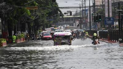 طوفان شدید در فیلیپین/ بیش از ۸ هزار نفر آواره شدند