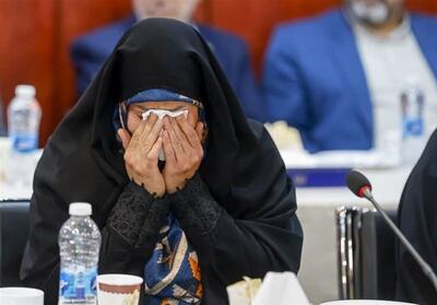همسر شهید بابایی: آمریکا شریک جرم جنایات گروهک جیش‌الظلم است - تسنیم