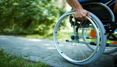 معلولان برای یک ویلچرِ جدید باید ۵ سال در نوبت باشند