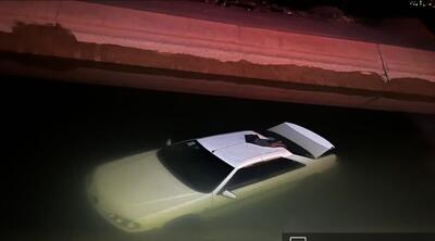 سقوط خودرو در کانال انتقال آب